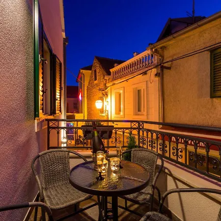 Navis Luxury * Vodice