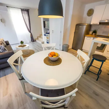 Navis Luxury Apartmán *