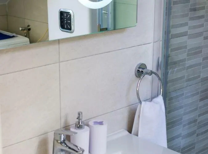 Navis Luxury Apartment *